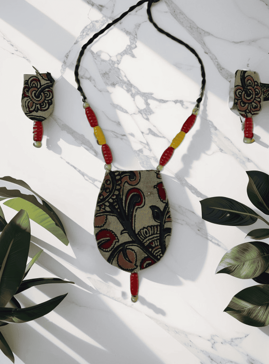 Block print cloth with wood tassel necklace set