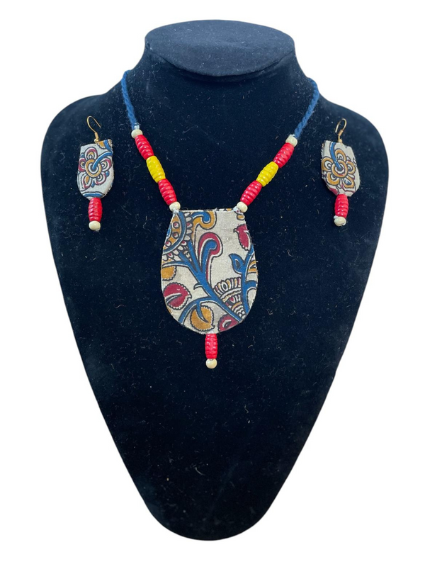 Block print cloth with wood tassel necklace set