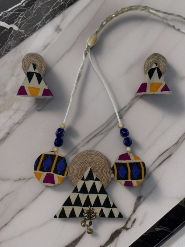 Block print triangle circle necklace set