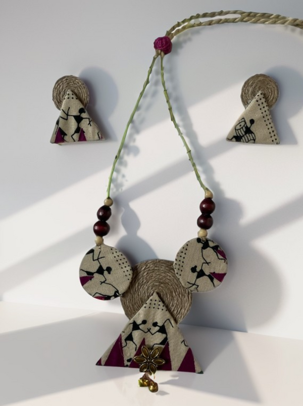 Block print triangle jute necklace set
