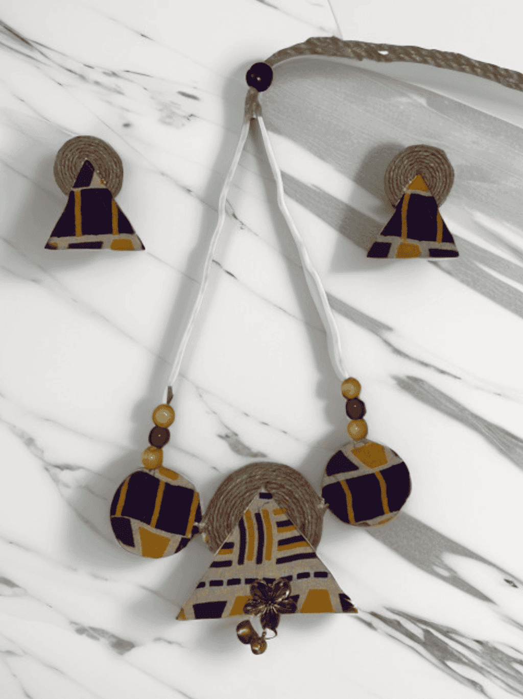 Block print triangular circle necklace set
