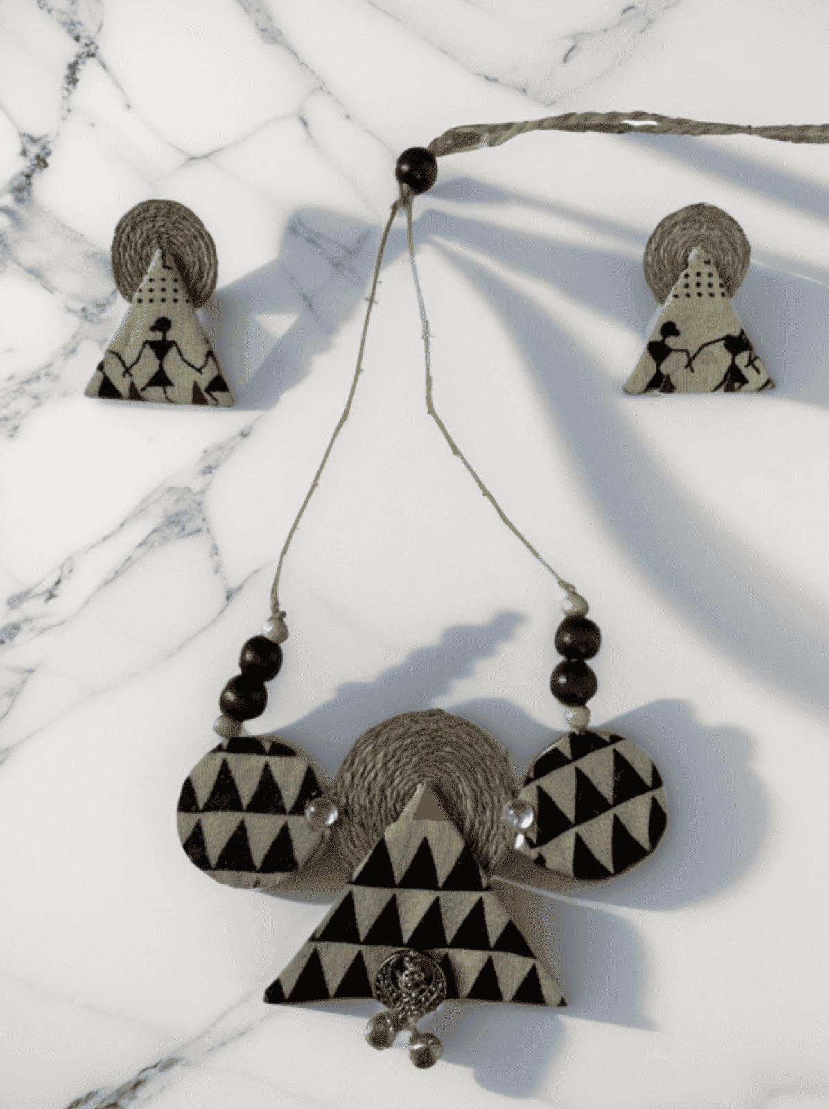 Block print triangular circle necklace set