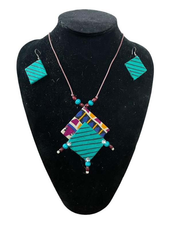 Diamond shape cloth necklace set