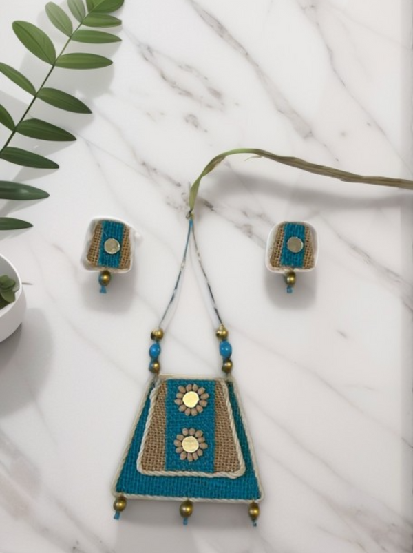 Blue mountain double dot design necklace set