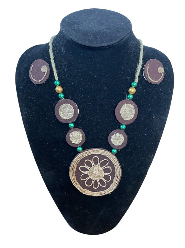Brown round shape necklace set