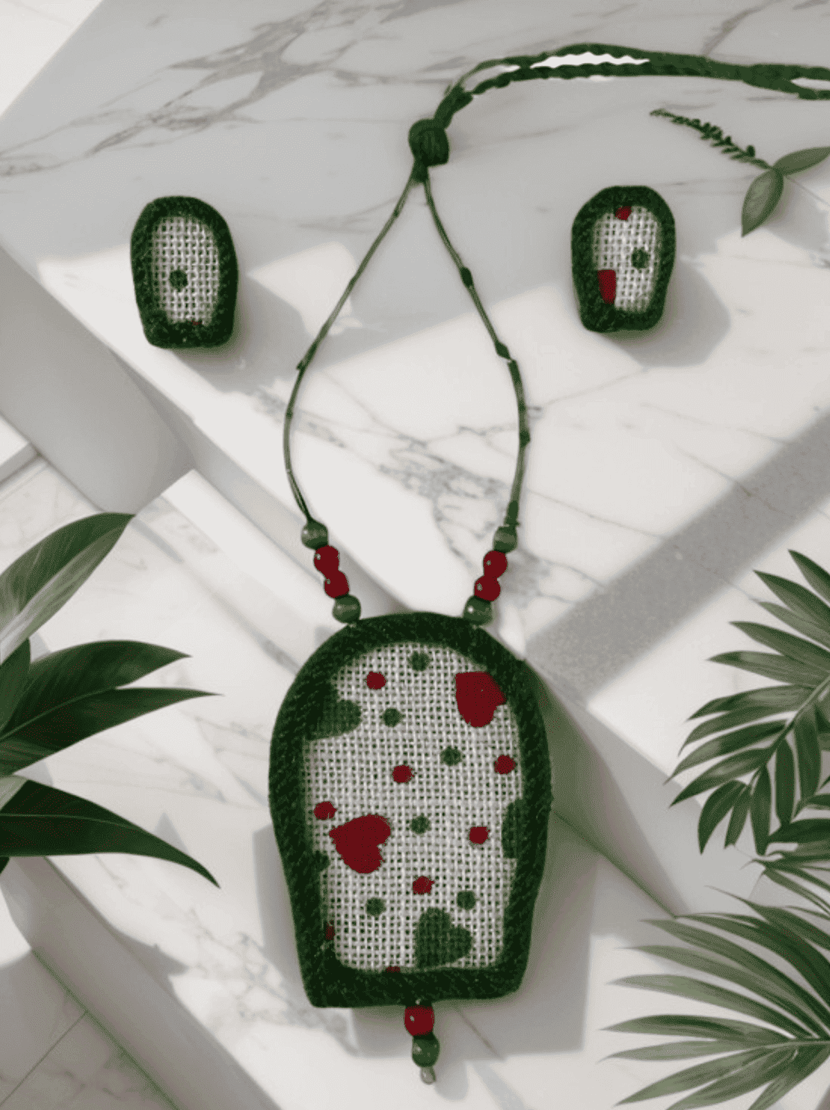 Christmas style robot necklace set