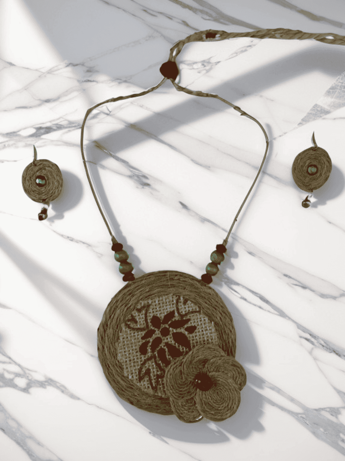 Christmas style flower necklace set
