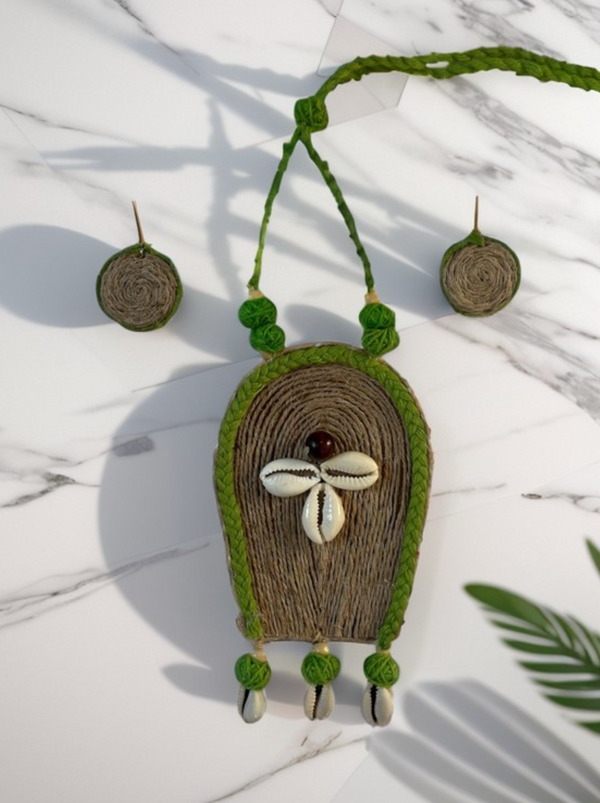 Green robot kawri necklace set