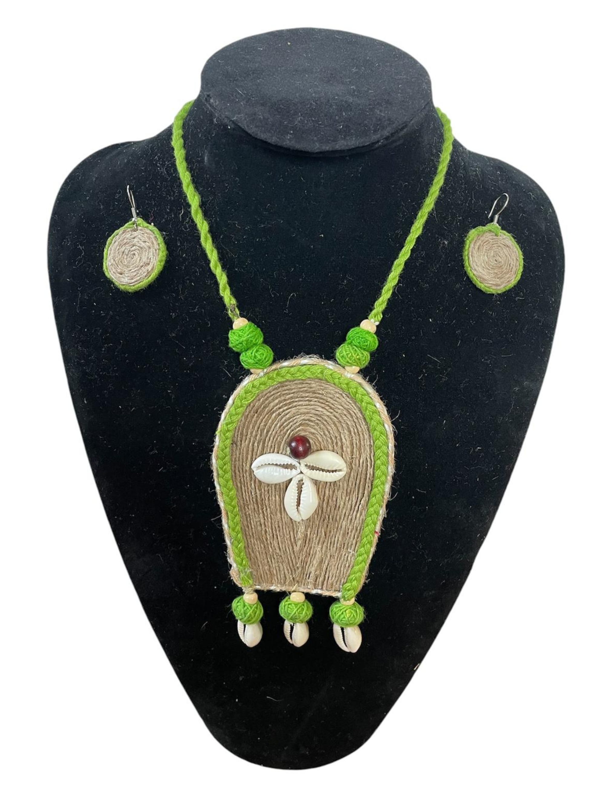 Eco-friendly Handmade Green robot kawri necklace set || Jute Jewelry Set || Beach Wedding Jewelry for Bride