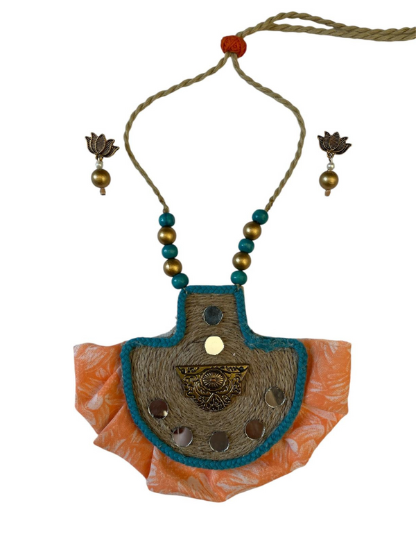 Half rounded Metal flower necklace set