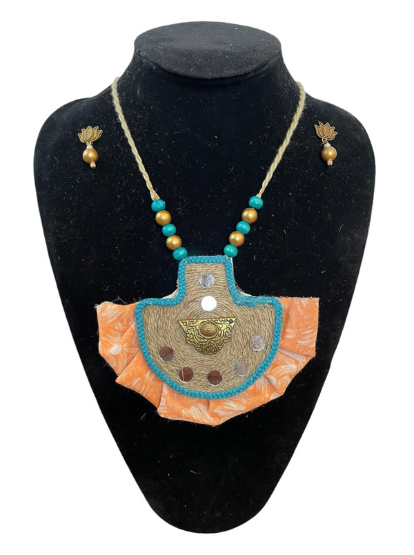 Half rounded Metal flower necklace set