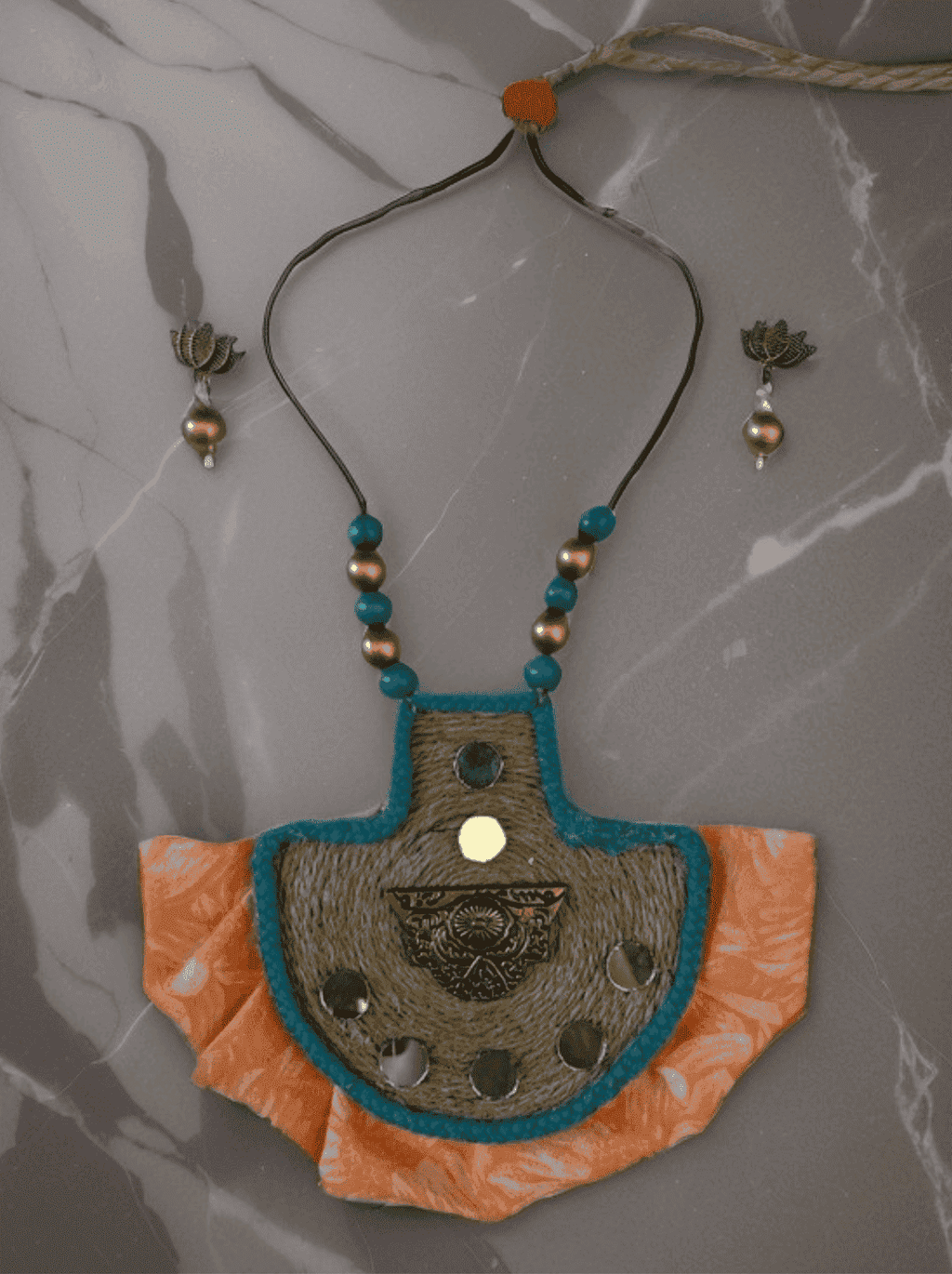 Half rounded Metal flower necklace set - Women | E-Khadi