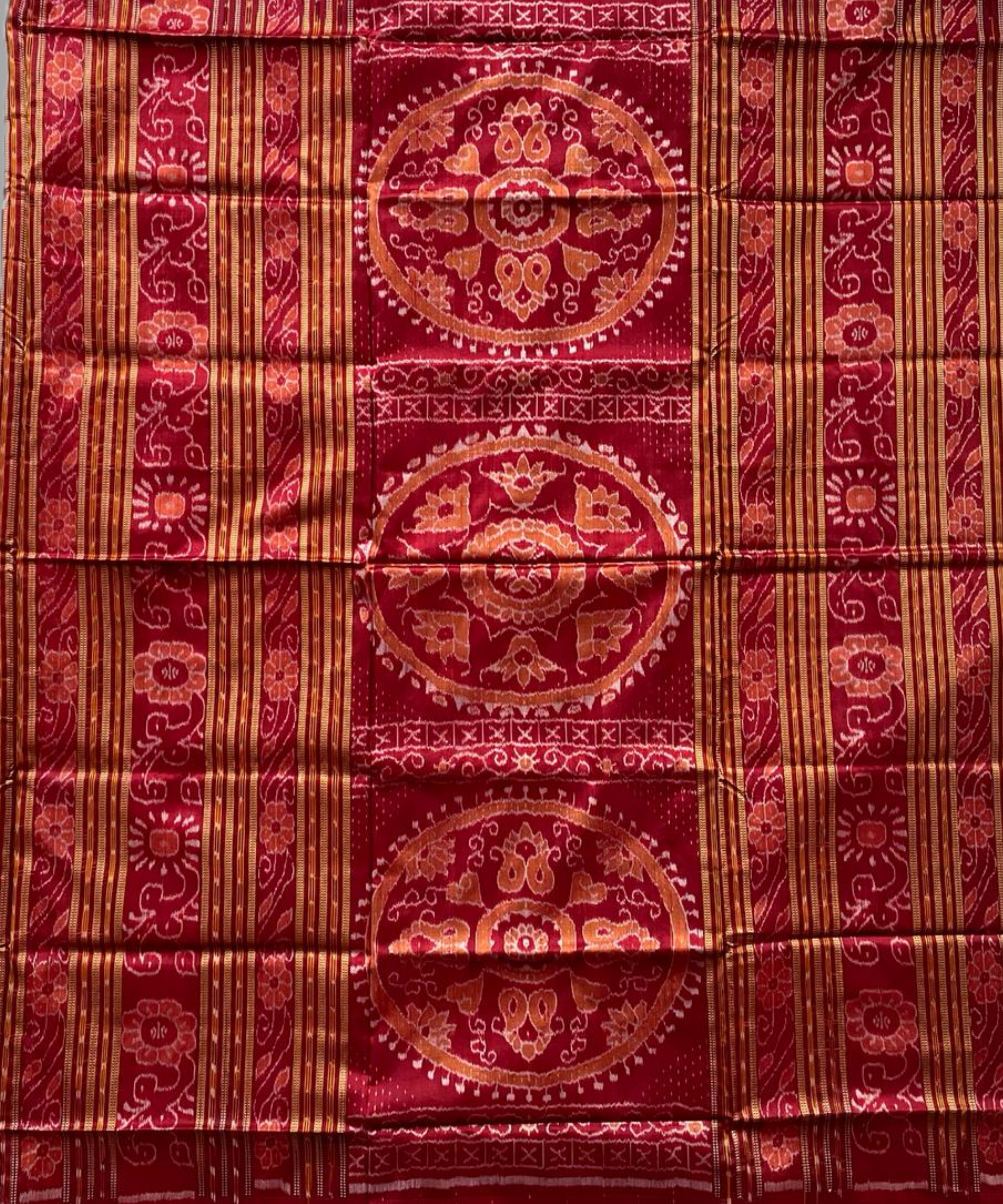 Handwoven Sambalpuri Pasapalli silk saree