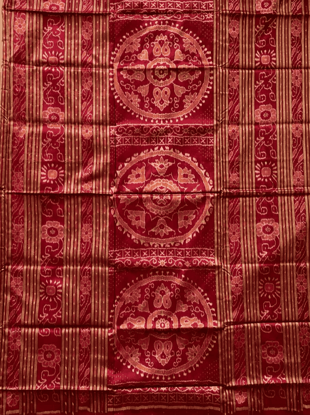 Handwoven Sambalpuri Pasapalli silk saree
