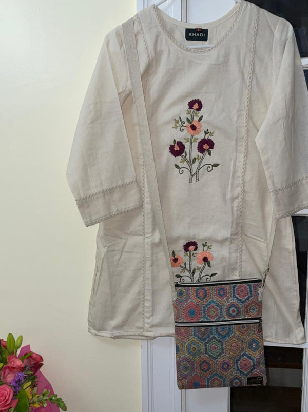 Burlap Sling Bag – Stylish, Sustainable, and Perfect for Everyday Adventures