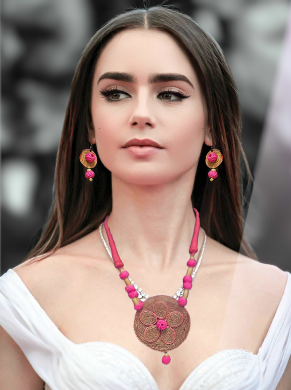 Jute Rounded Pink Tassel Set