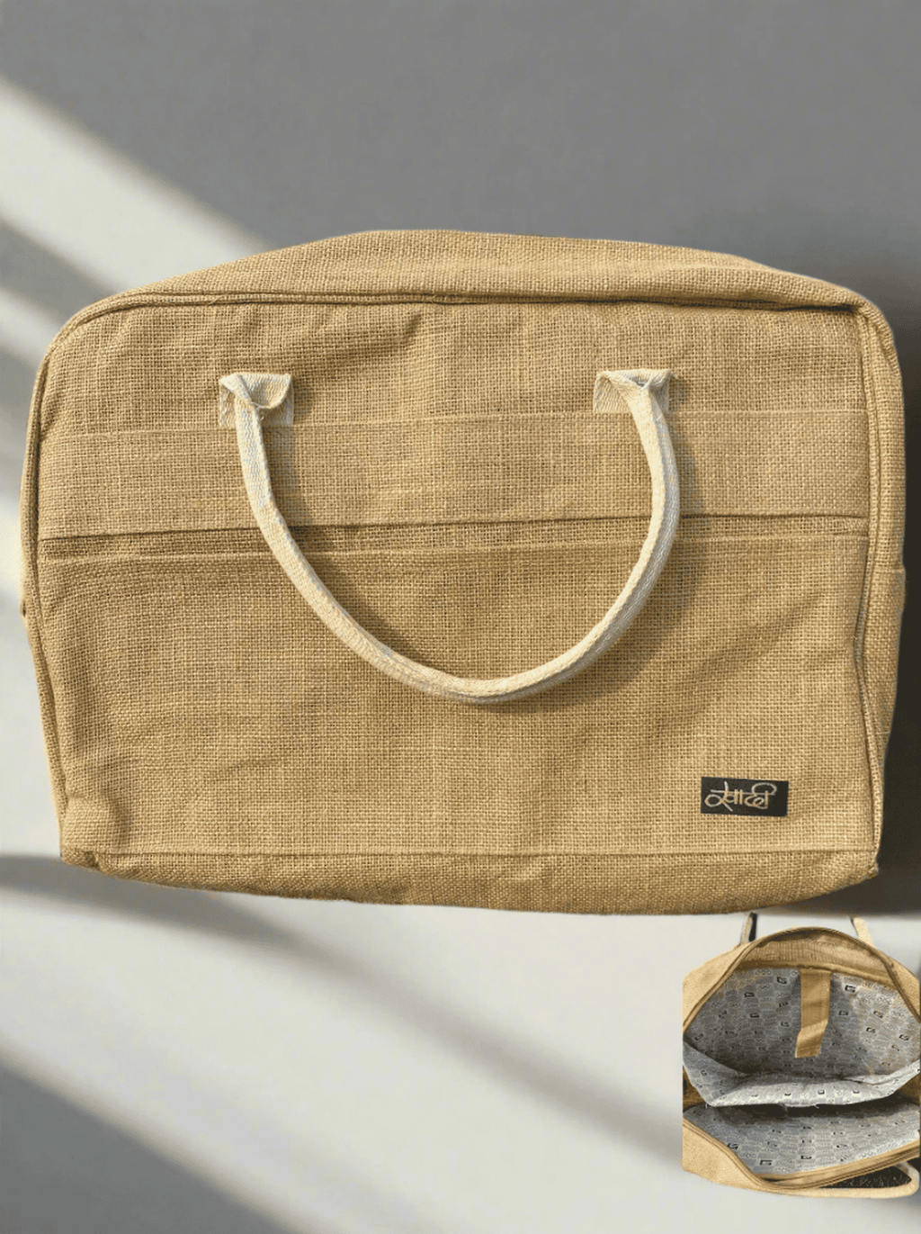 Spacious Office Bag – Sustainable, Professional, and Stylish