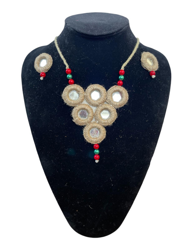 Jute with mirror mountain colored tassel necklace set