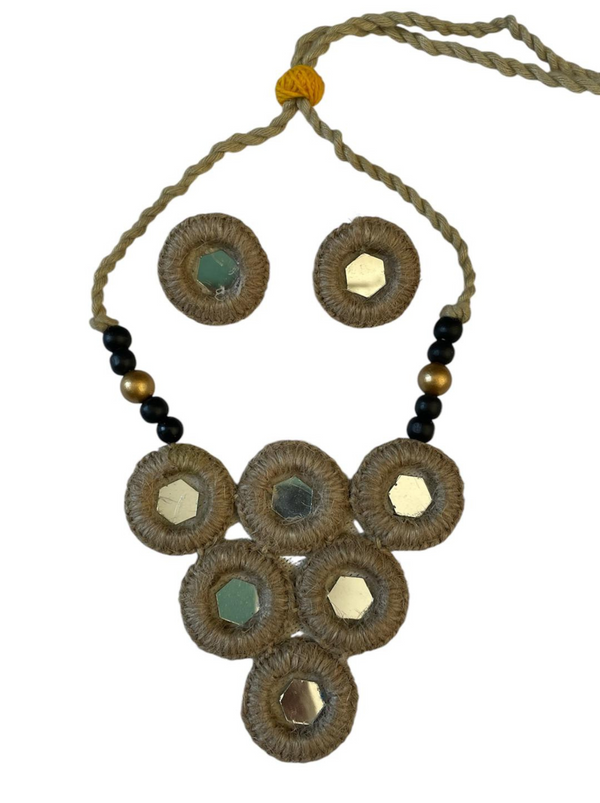 Jute with mirror mountain tassel necklace set