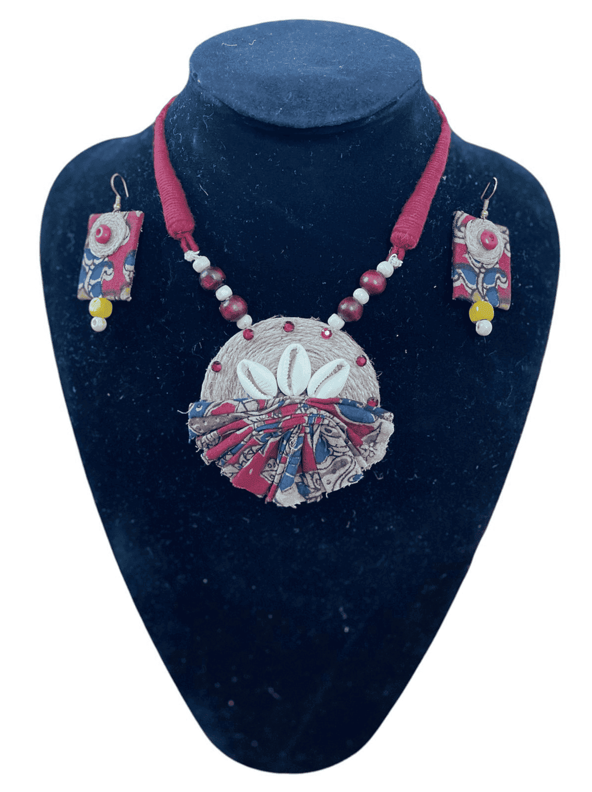 Maroon Cloth with Kawri Necklace set - Women | E-Khadi