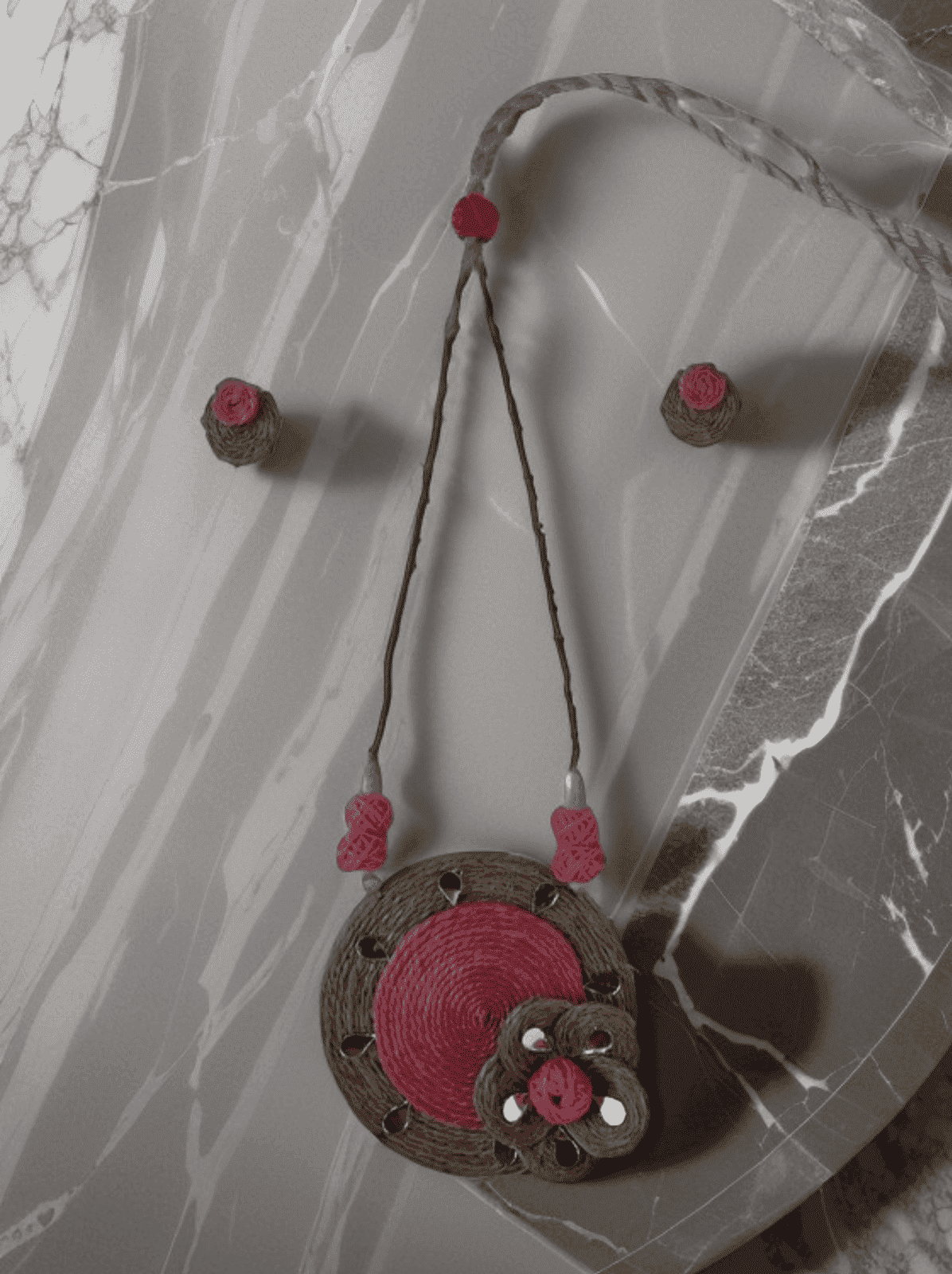 Pink Flower design necklace set
