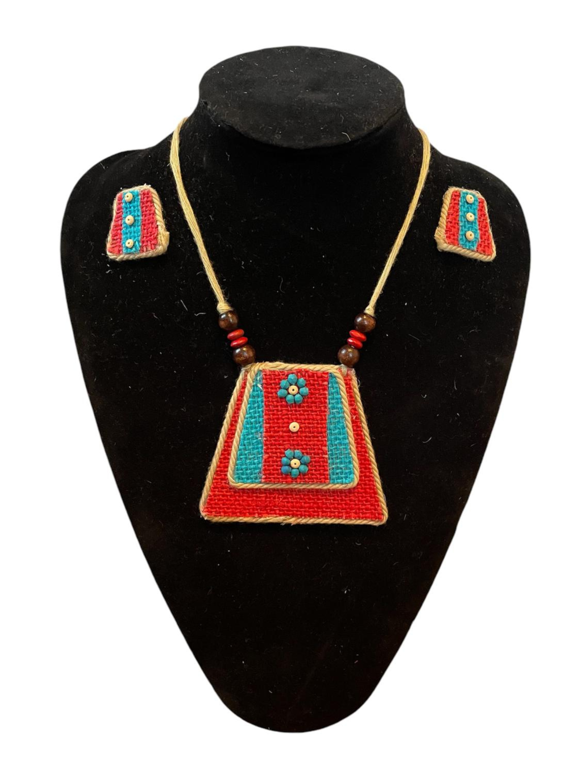 Eco-friendly Handmade Red and Blue mountain design necklace set || Jute Jewelry Set || Beach Wedding Jewelry for Bride