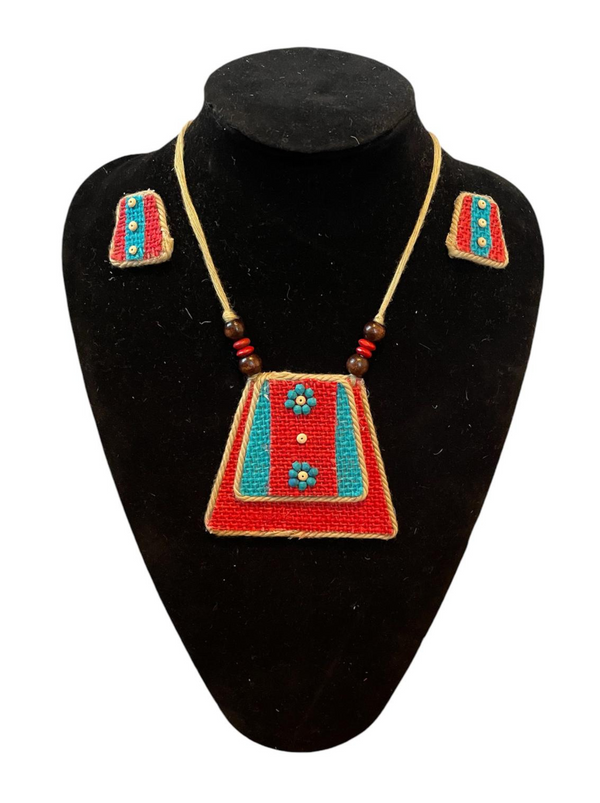 Blue mountain design necklace set
