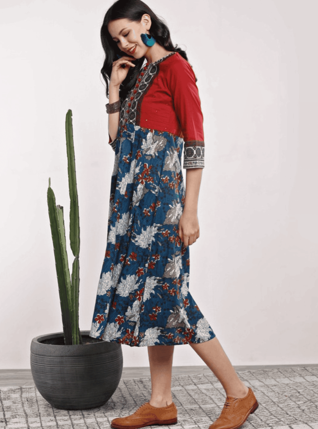 Women navy blue & red printed A-line dress