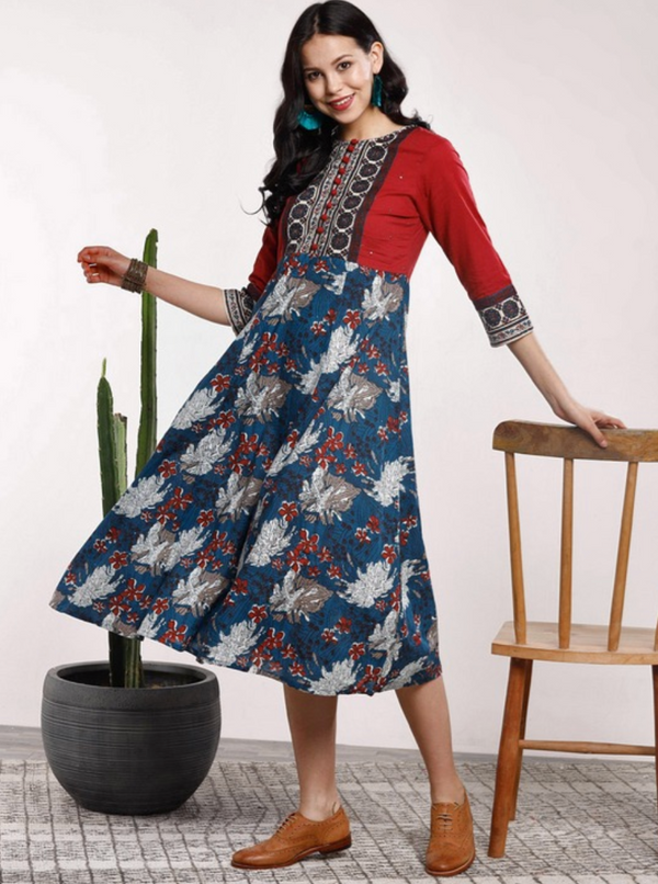 Women navy blue & red printed A-line dress