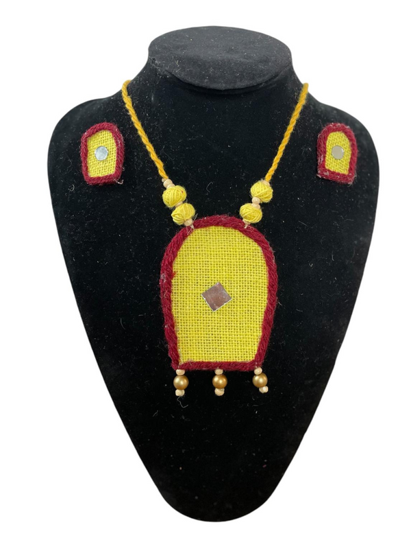Yellow Robot shaped necklace set